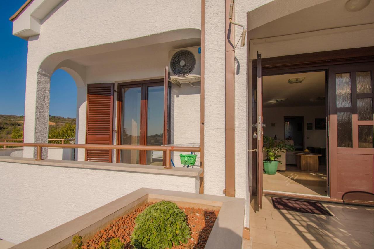 Apartments Grand & Plav In Krk Krk Town Dış mekan fotoğraf